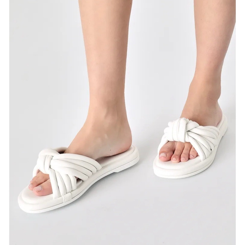 Seychelles Sandals Womens 8.5 White Simply the‎ Best Knotted Slide Casual Summer - Picture 2 of 9